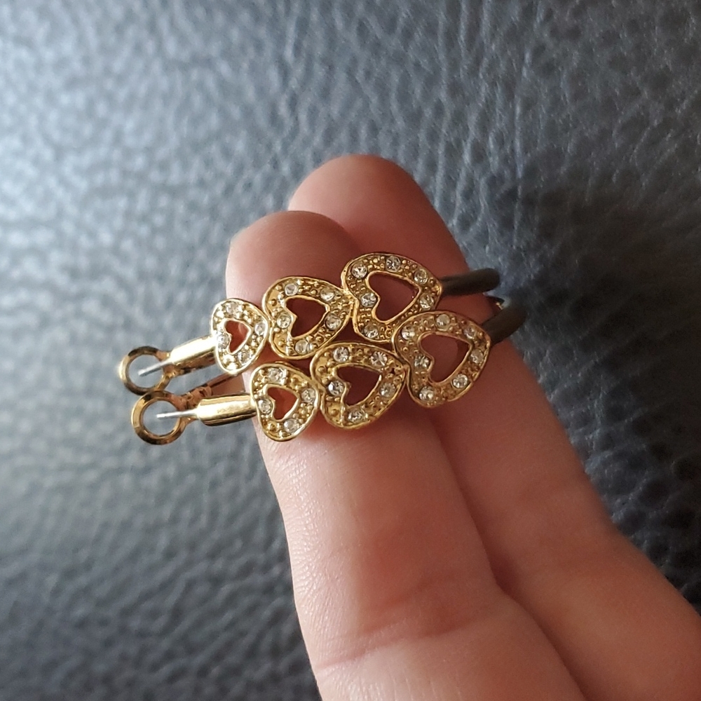 Avon Gold Tone Heart Hoop Earrings with Clear Crystals